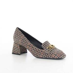 NEW LOLA CRUZ women's chanty pump in beige